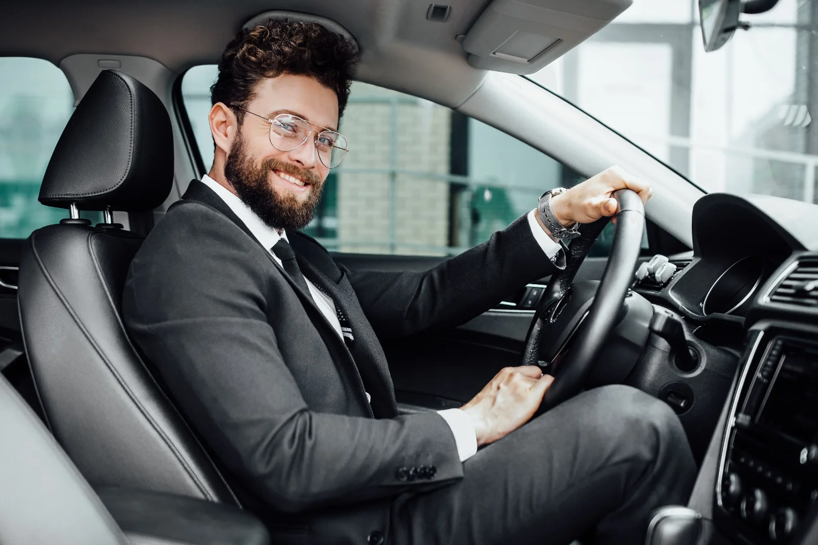 Driver and vehicle, illustrative service photography